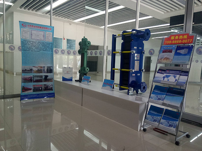 王忠林书记到星空手机官网入口-星空(中国)集团展位观展